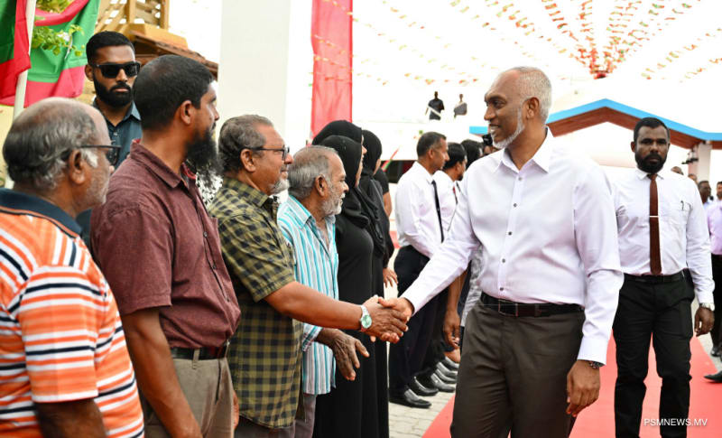 އެއްވެސް ހުރަހެއް ނެތި ރައްޔިތުންގެ ޝުޢޫރު ރައީސް ޑރ. މުއިއްޒަށް !