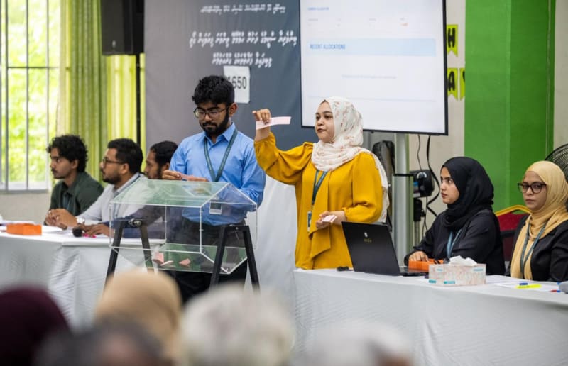 ހުޅުމާލެ ފޭސް 3 އިން ގޯތި ލިބިފައިވާ މީހުންގެ ގުރުއަތުލުން ފަށައިފި