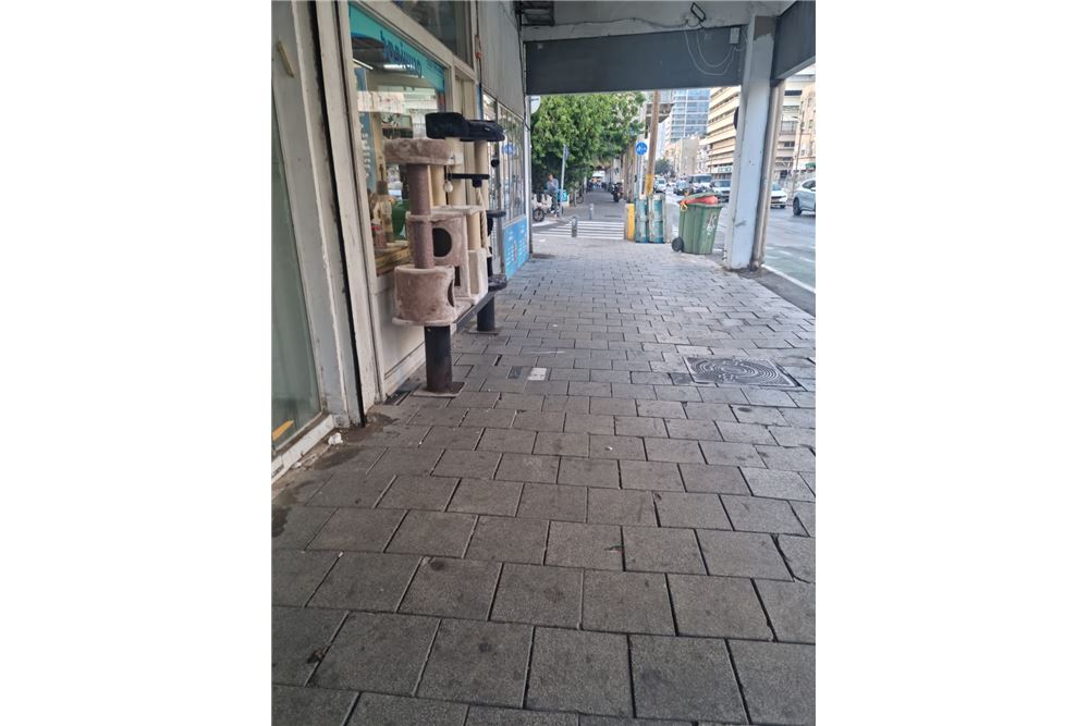 להשכרה חנות רחוב במיקום מעולה!
