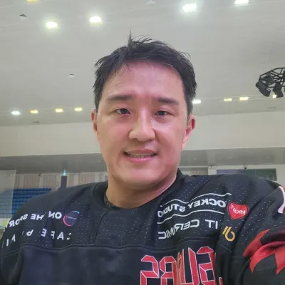 홍기웅