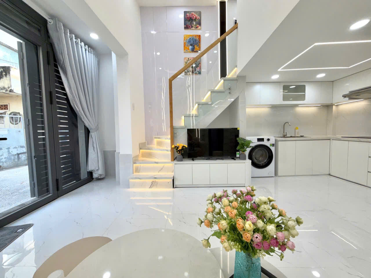 SIÊU PHẨM PHAN VĂN TRỊ BÌNH THẠNH - SÁT MẶT TIỀN - NHÀ MỚI 3 TẦNG - NỞ HẬU TÀI LỘC