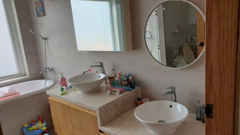 NGUYỄN VĂN NGUYỄN, QUẬN 1 - NHÀ ĐẸP 4 TẦNG - NỞ HẬU TÀI LỘC 8.4M - DỌN VÀO Ở NGAY