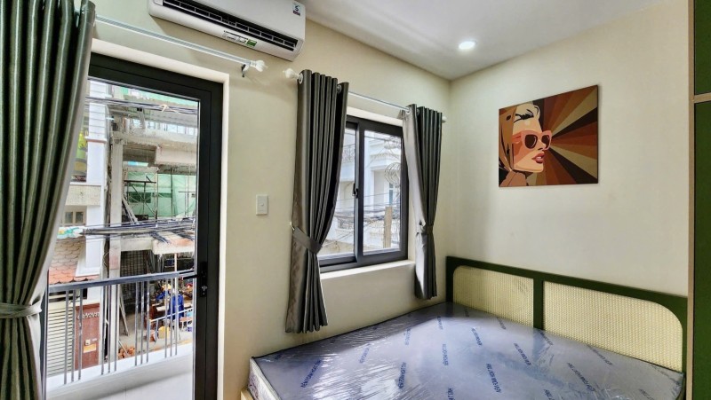 17 Tỷ 999 - HUỲNH VĂN BÁNH, PHÚ NHUẬN - CHDV 5 TẦNG CÓ THANG MÁY - LÔ GÓC Ô TÔ TRÁNH