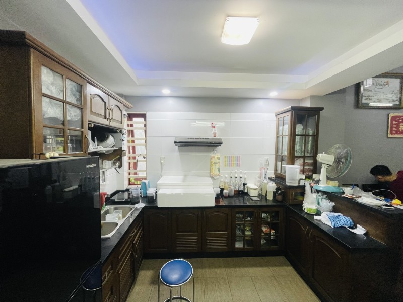 TÔ HIẾN THÀNH, QUẬN 10 - HẺM XE TẢI TẬN CỬA - 5 TẦNG 6PN - VỪA Ở VỪA KINH DOANH