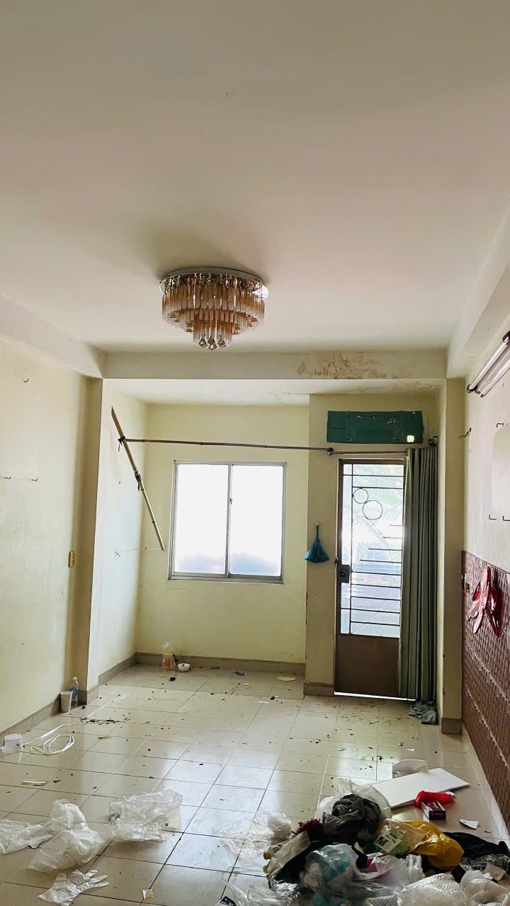 10.9 Tỷ - CÁCH MẠNG THÁNG TÁM, QUẬN 3 - HẺM NHỰA 20M - 6 TẦNG 10 PHÒNG NGỦ