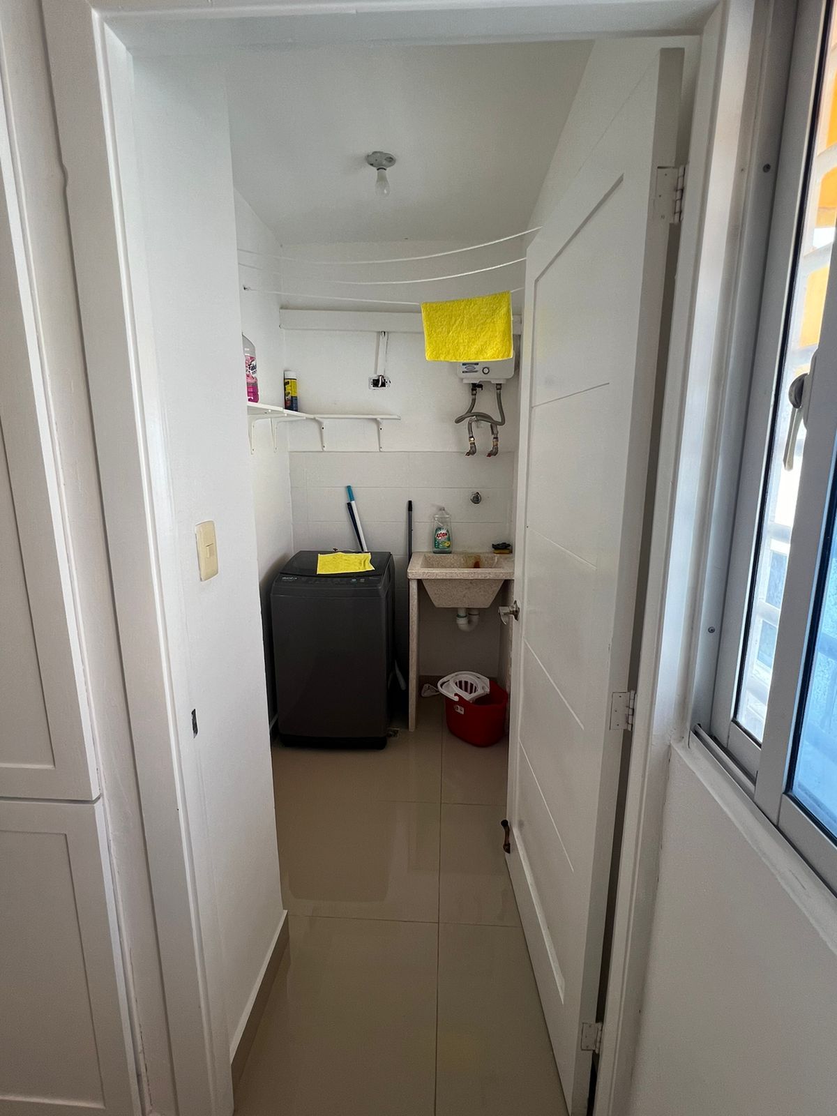 Apartamento en Renta, con Línea Blanca. Residencial Selene V foto 6