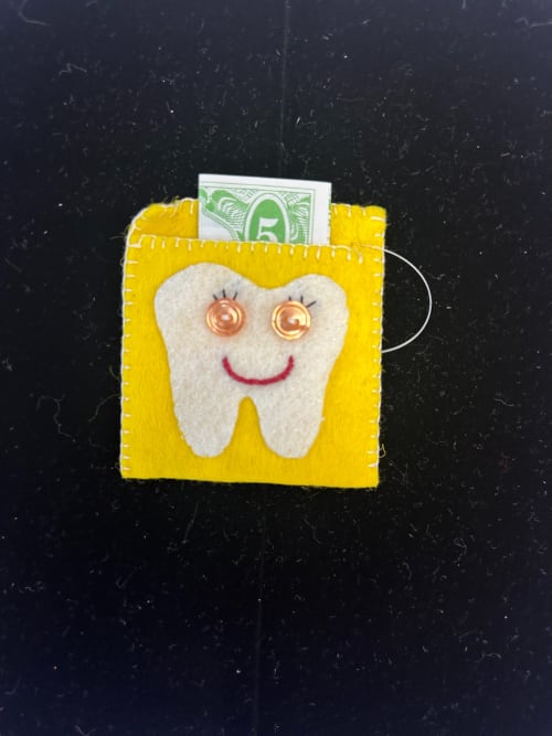 Tooth Fairy Pocket 57