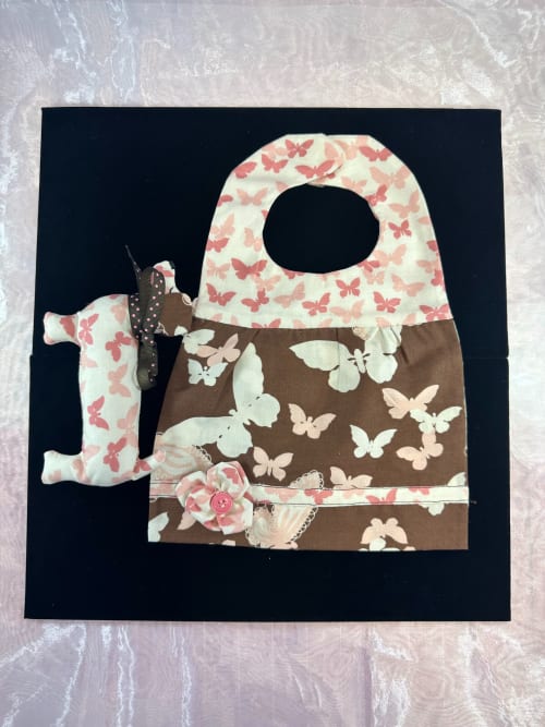 Bib With Puppy Small 4