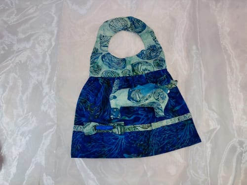 Bib With Puppy Large 3