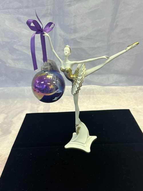 Christmas Ball Medium Glitter