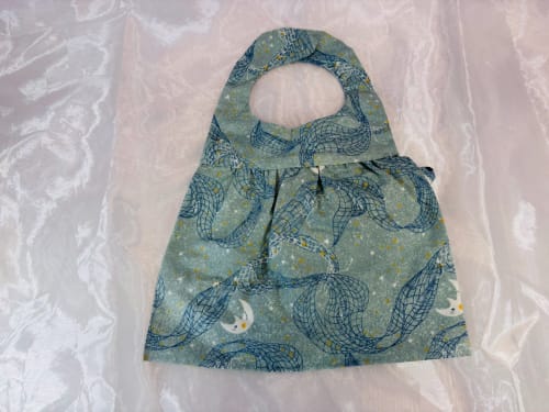 Bib With Puppy Large 1