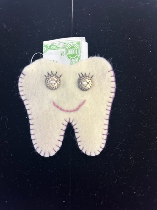 Tooth Fairy Pocket 33