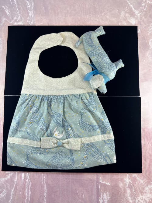 Bib With Puppy Small 1