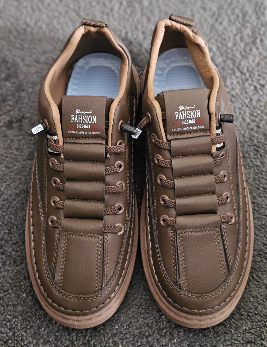 Casual shoe - Brand new - Size 40 size M for sale in Franklin