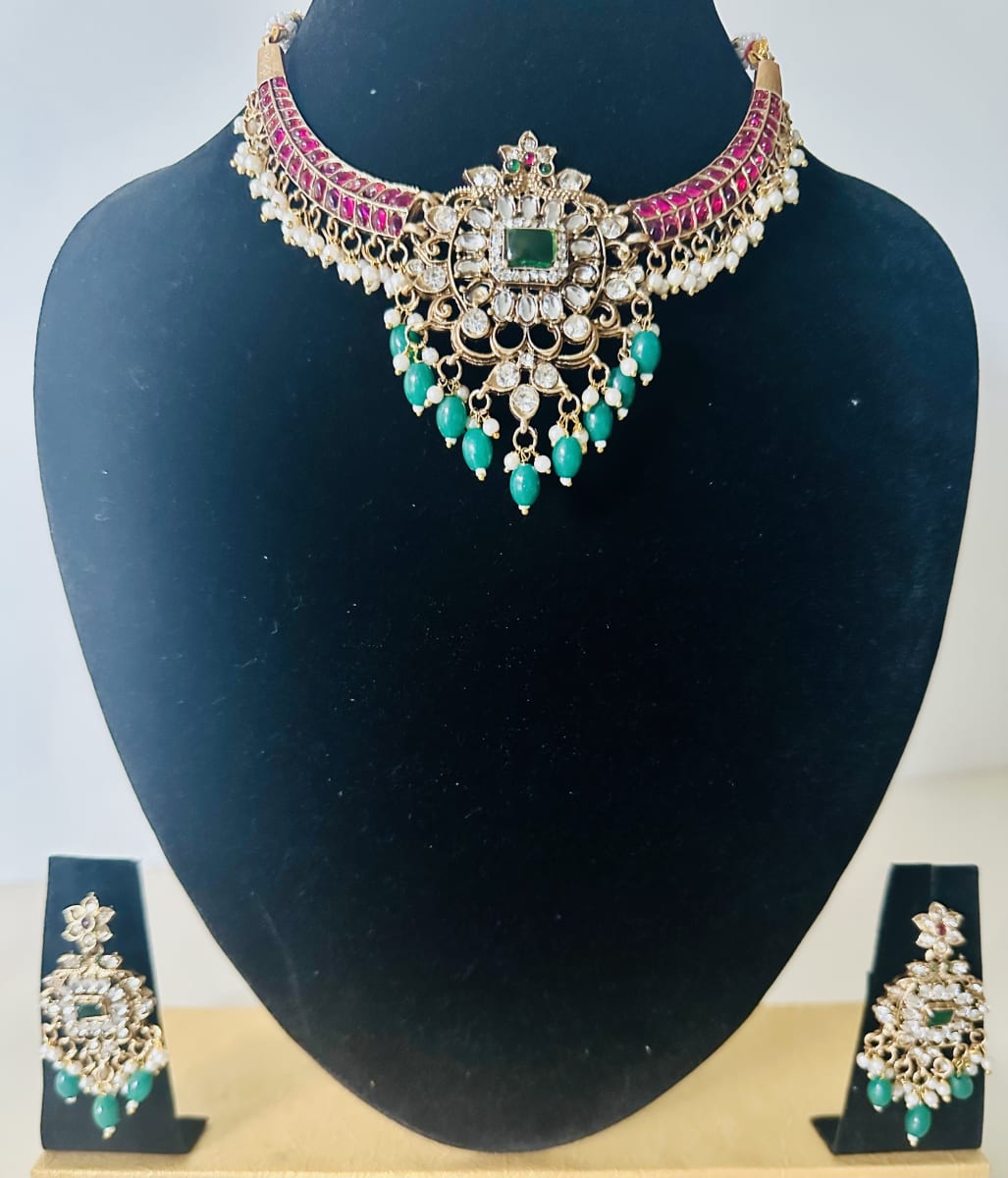 Kundan necklace set photo 2