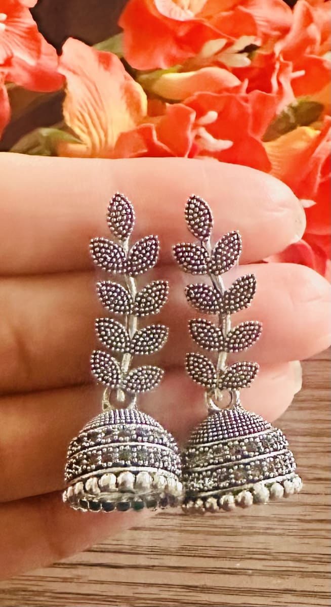 Sale!! Stylish lightweight black metal earrings photo 4