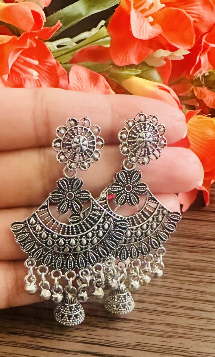 Sale!! Stylish lightweight black metal earrings photo 2