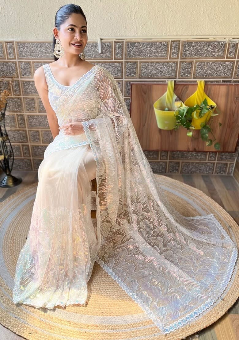 White Embellished Blended Saree Set photo 3