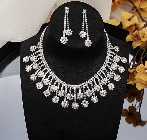 Necklace  photo 4