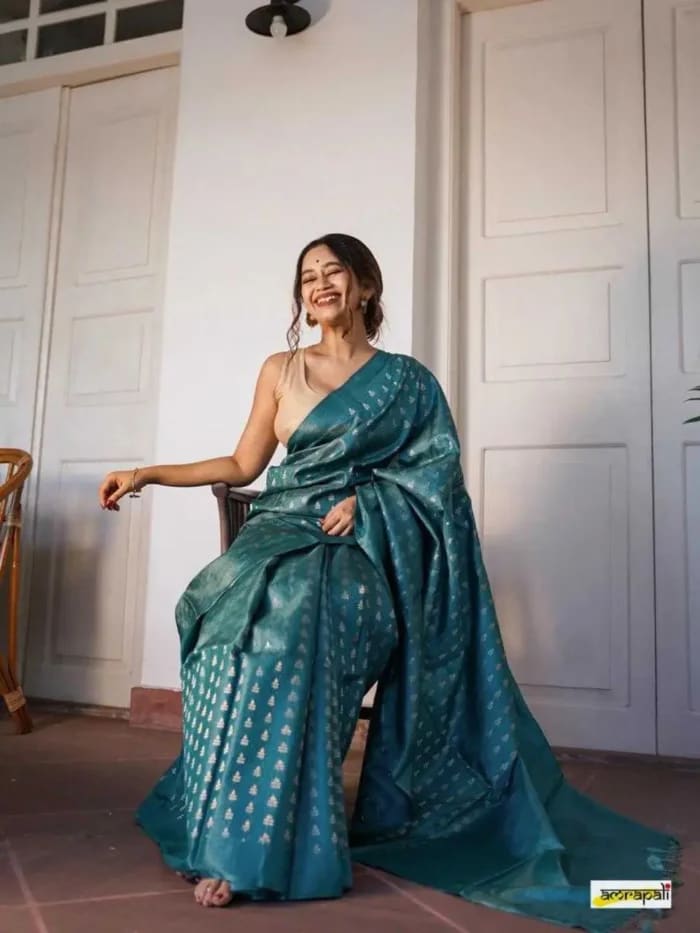 Banarasi Soft Silk Saree photo 3