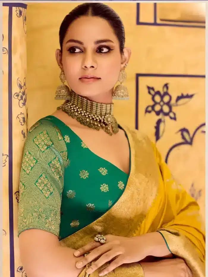 Banarasi Yellow Crepe Silk Saree photo 2