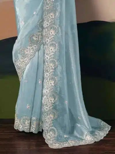 Embroidered Saree Stone Work size L for sale in Bardia