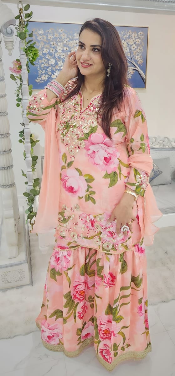 Peach/baby pink color suit - Sz L (Aus sz 12) size L for sale in Canberra