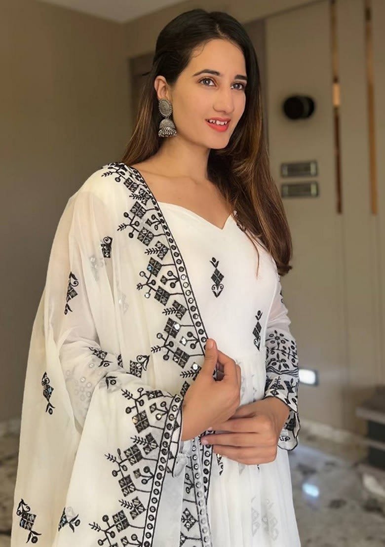 White Anarkali suit photo 3