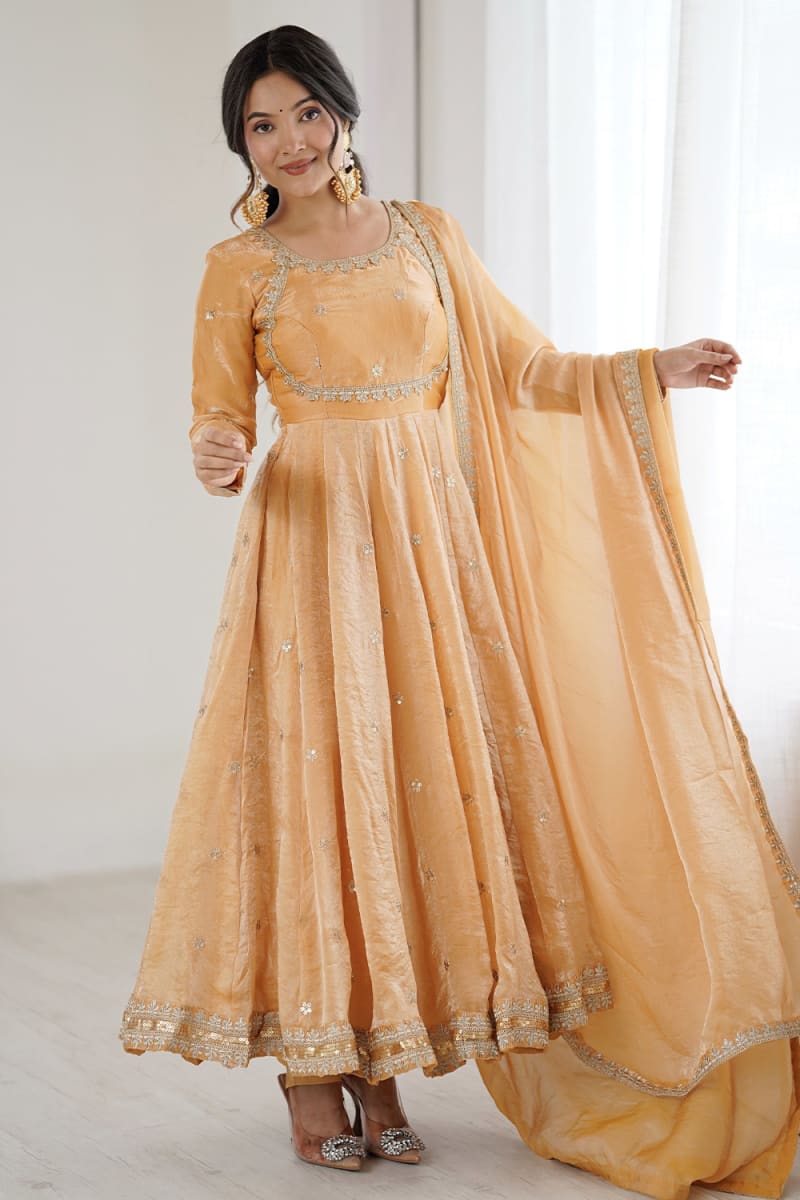 Fendy Silk Gown photo 2