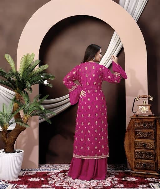 Luvruvi Lehenga blouse with shrug photo 3