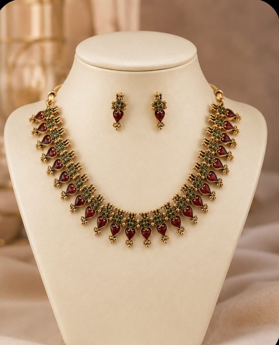 Traditional jewellery set  photo 4