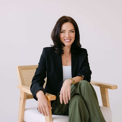 Portrait of Nicole Mac, Head of Marketing