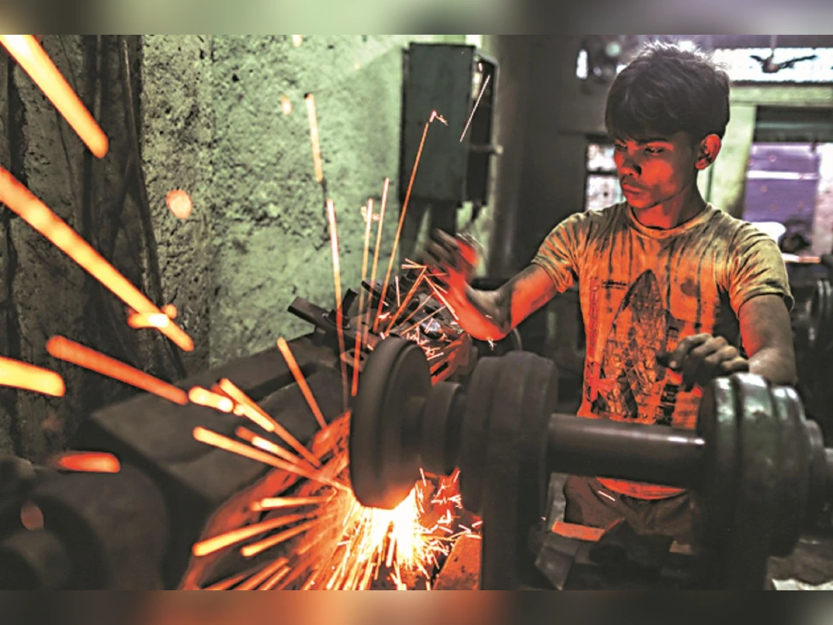 MSMEs, startups urged to meet ₹50K cr defence exports target: MoS Defence
