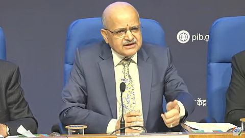 Digital push in healthcare to turn India global hub of med-tech research and manufacturing, says Niti CEO