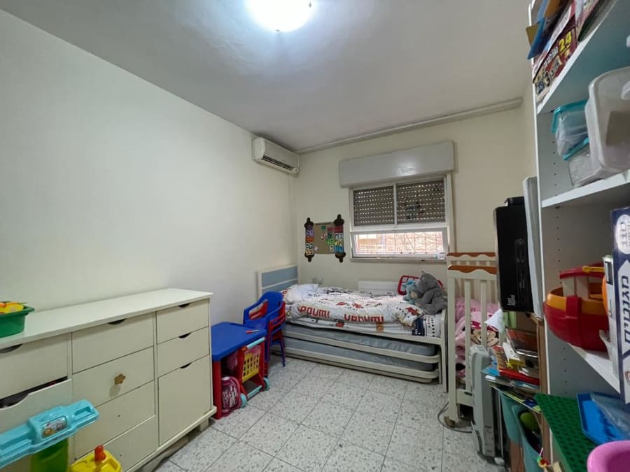 Michlin Street, Bayit Vagan — photo 5 of 11