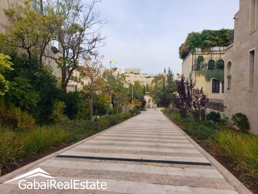 Neot Deshe, David's Village — photo 7 of 7