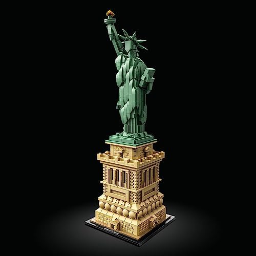Vue 4 de Lego Architecture La Statue