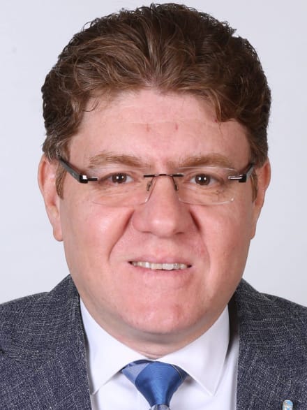 عمرو حسونة