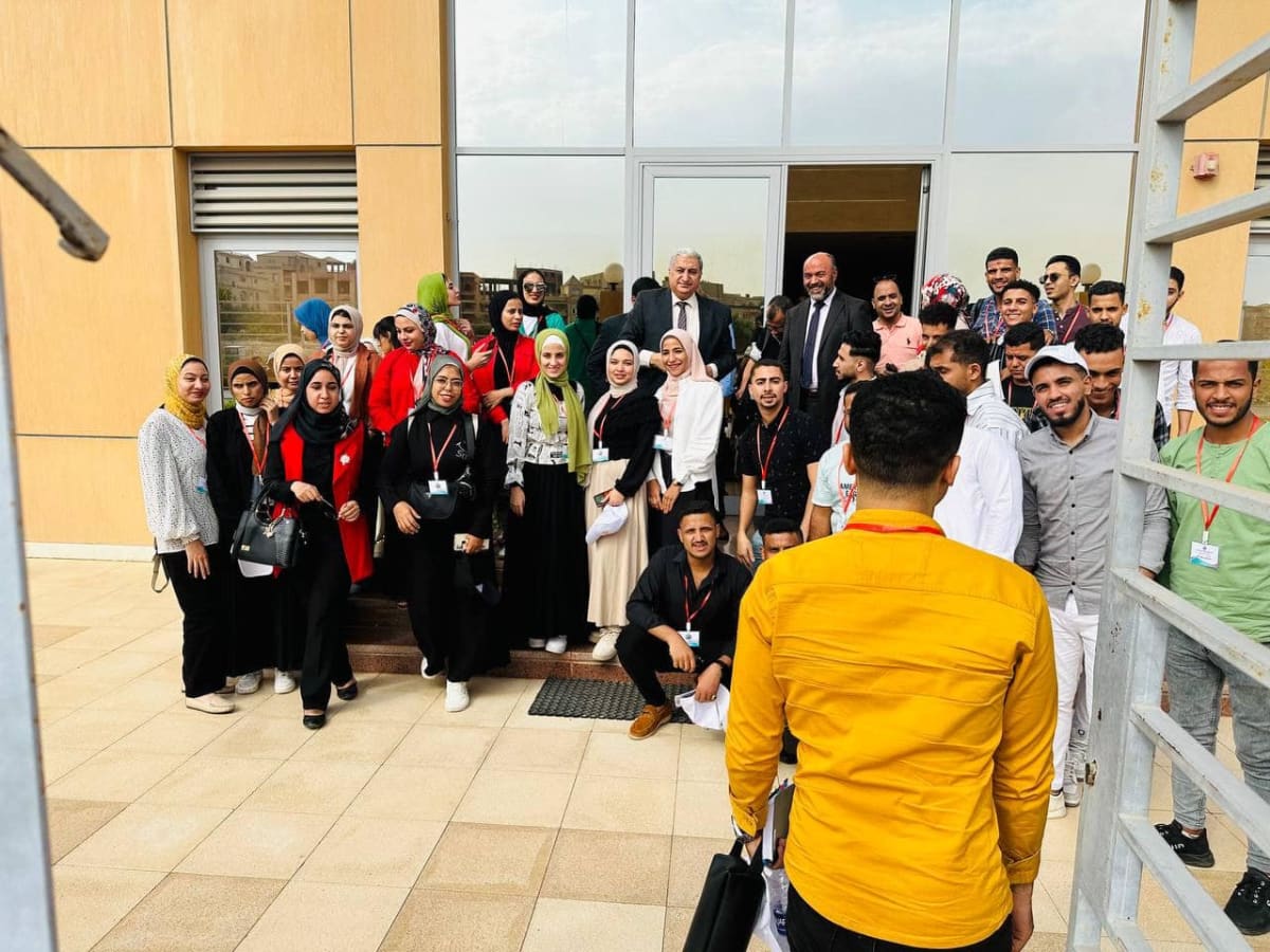 Receiving the Delegation of the Faculty of Commerce, Assiut University, at the Society's Headquarters