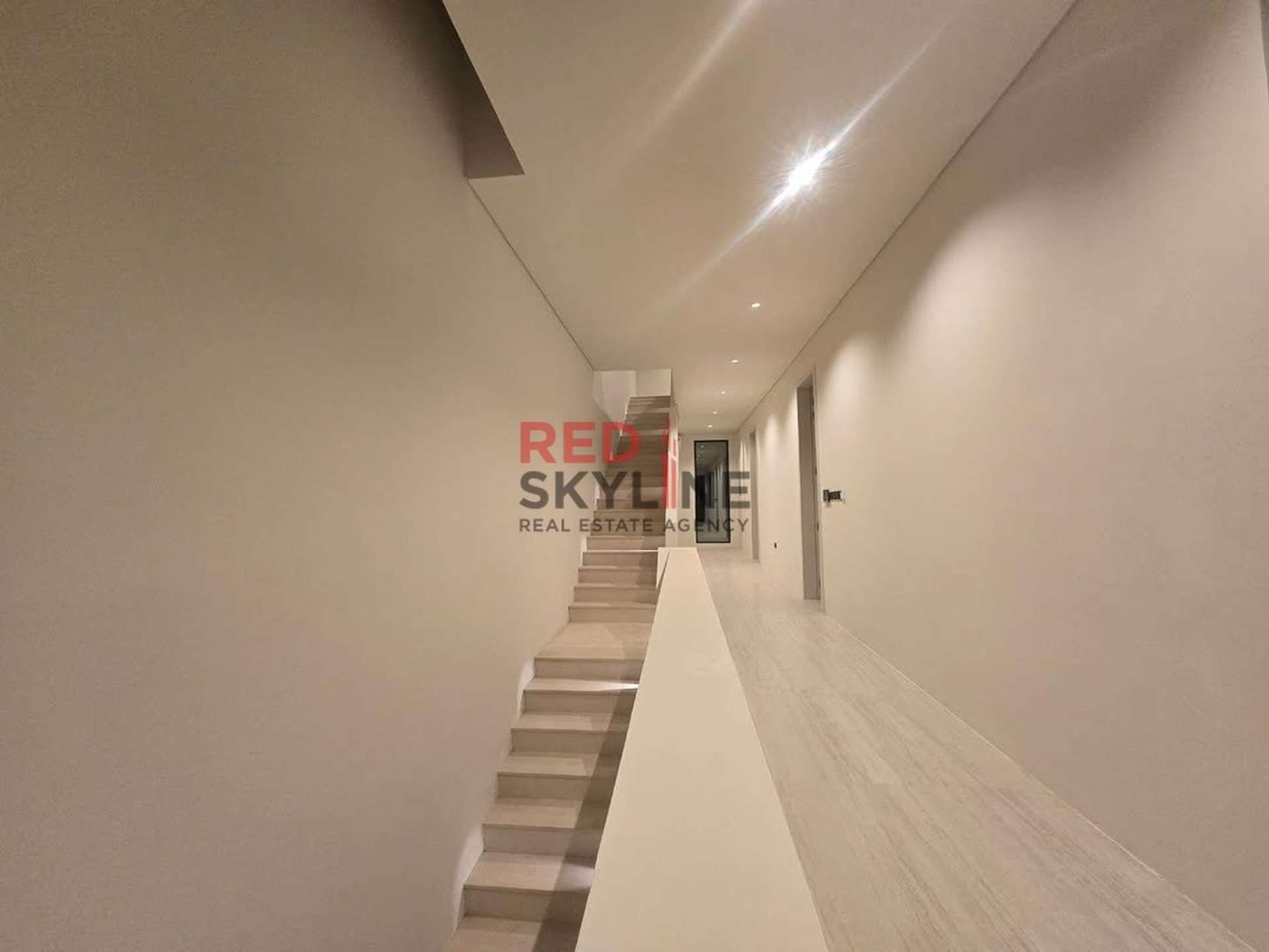 Townhouse in Bousher - Thumbnail 11