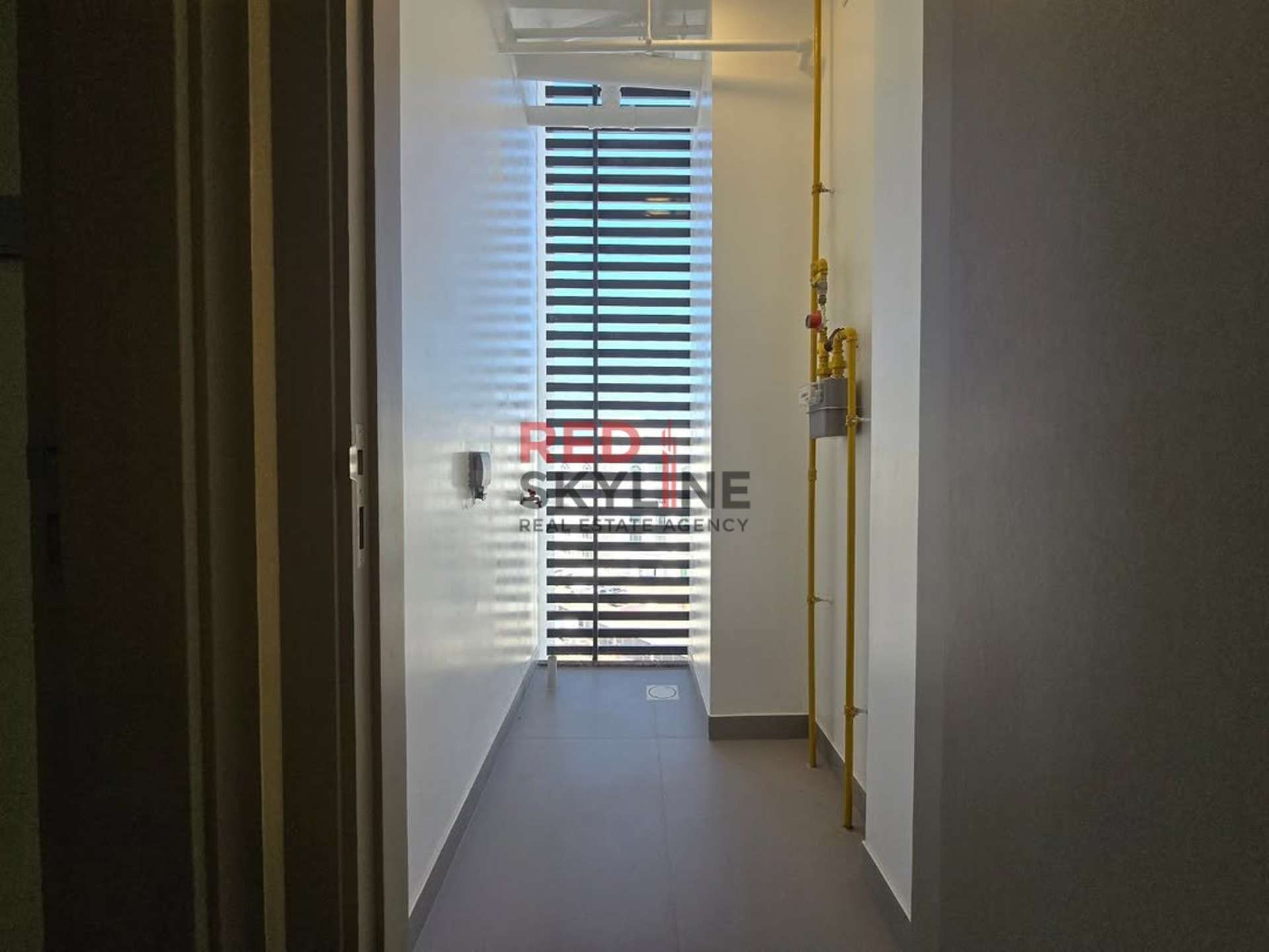Apartment in Madinat Al Sultan Qaboos - Thumbnail 5