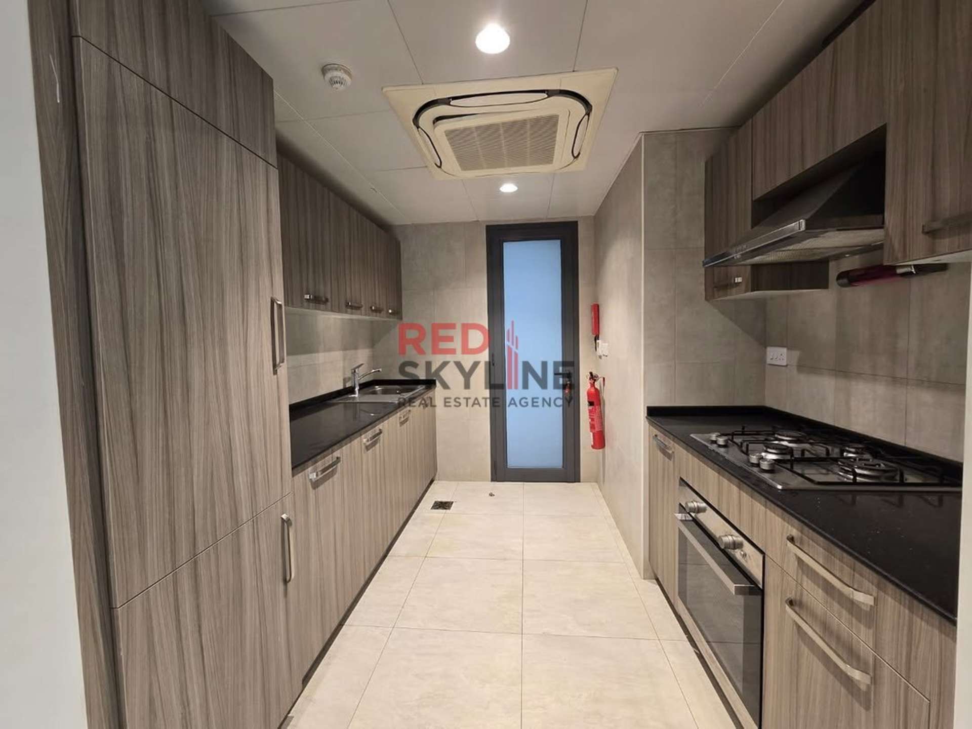 Apartment in Muscat Hills - Thumbnail 3