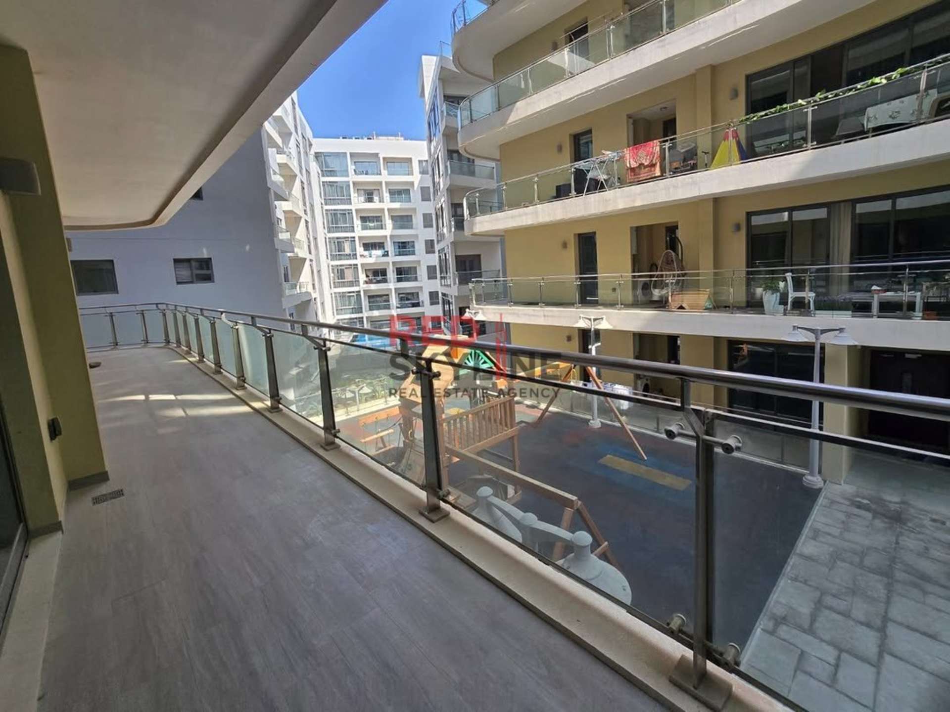 Apartment in Muscat Hills - Thumbnail 7