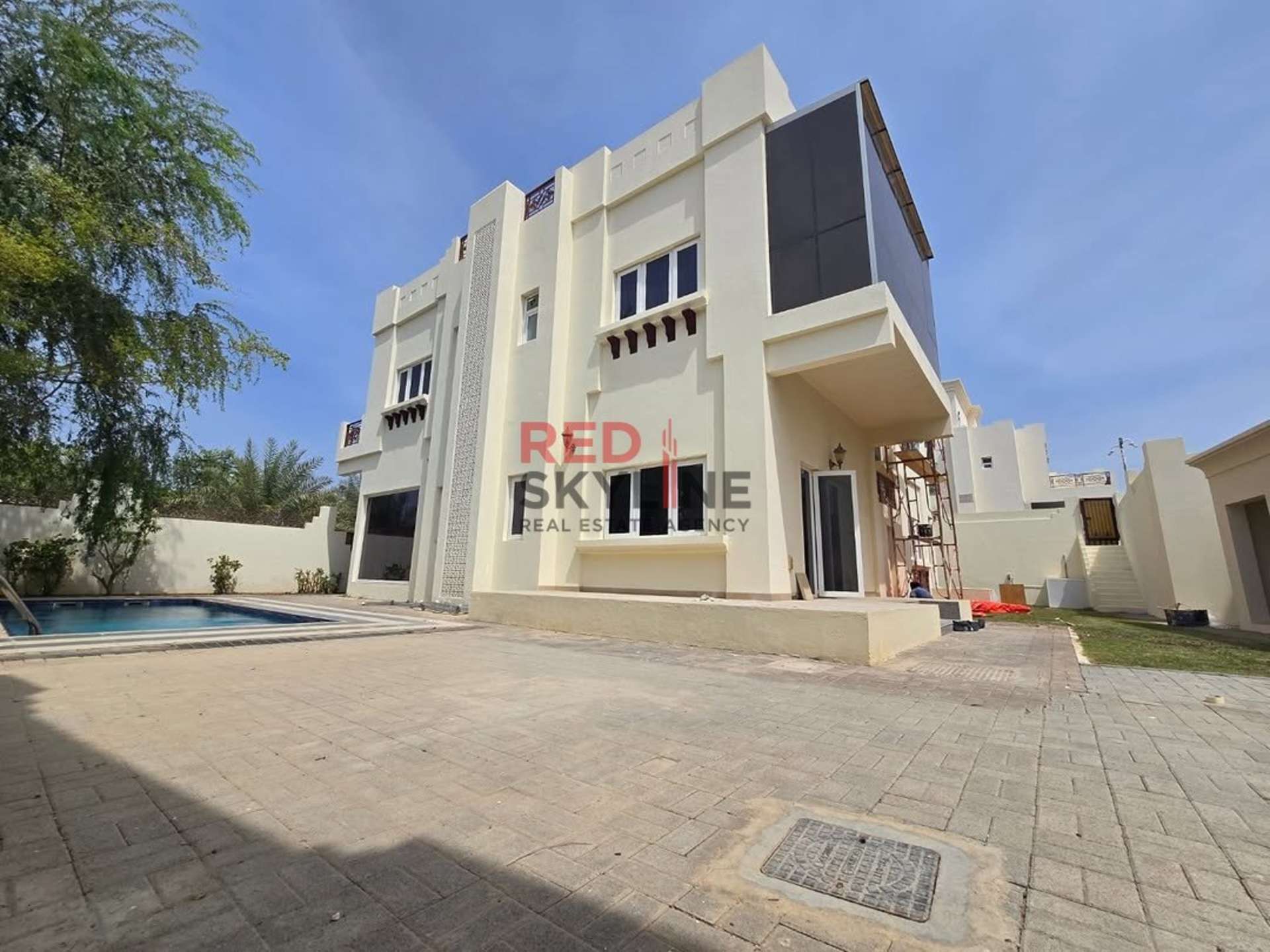 Villa in Madinat Al Ilam - Thumbnail 1