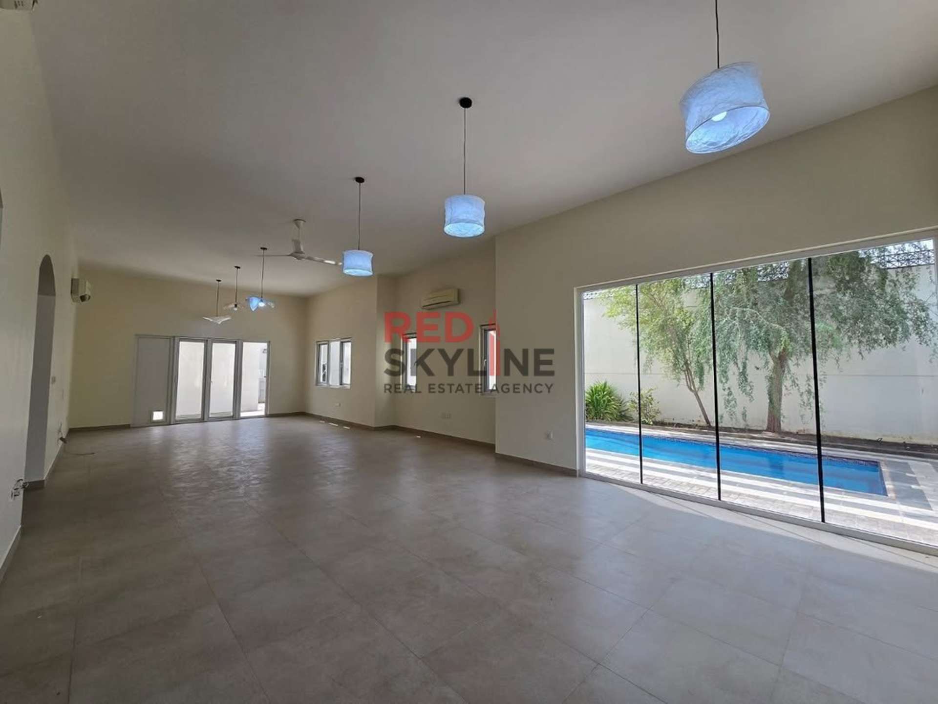 Villa in Madinat Al Ilam - Thumbnail 4