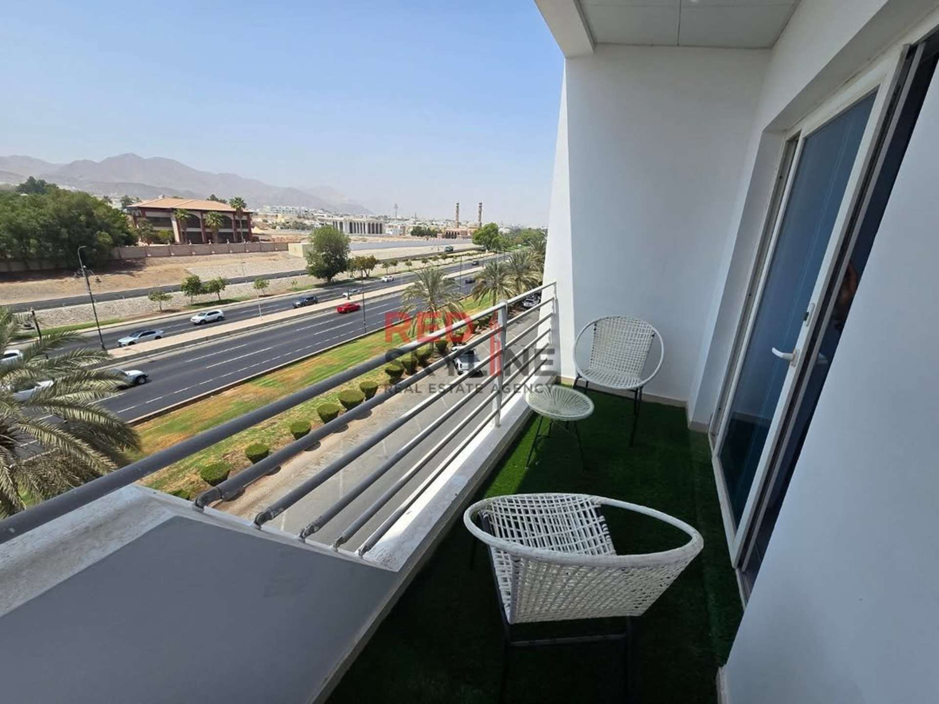 2 Bedroom Apartment in Shatti Al Qurum