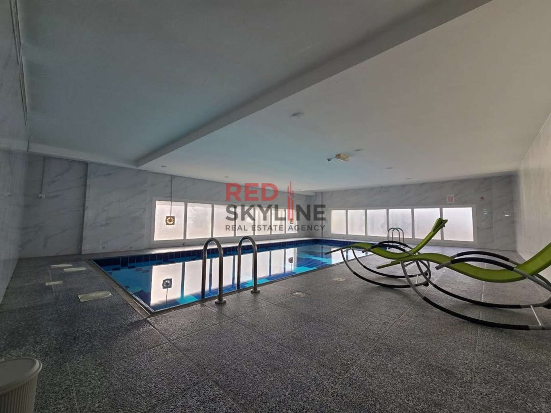 Apartment in Al Ghubrah - Thumbnail 1