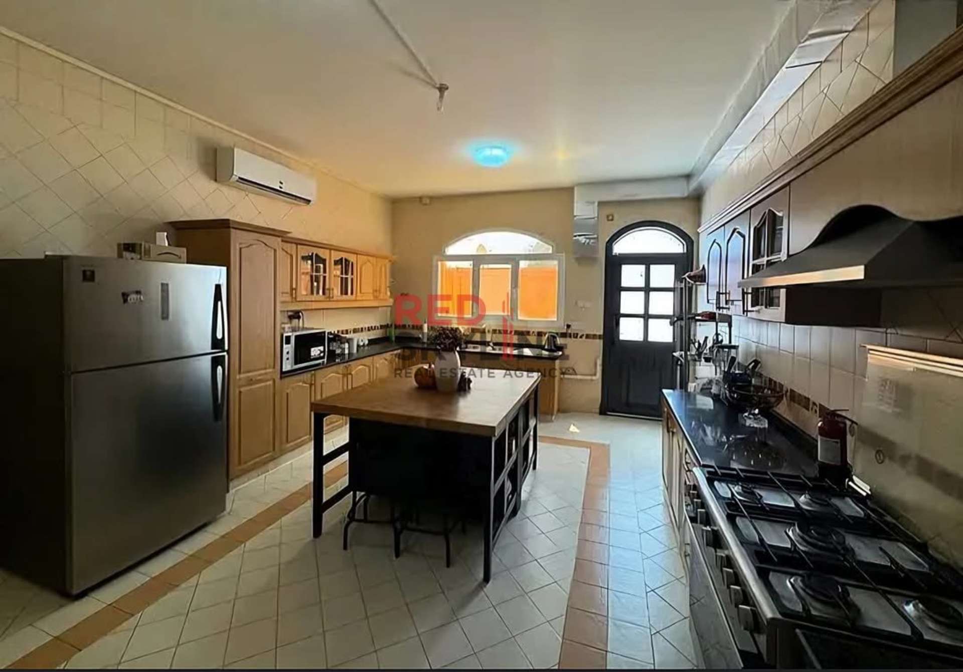 Villa in Athaiba - Thumbnail 8