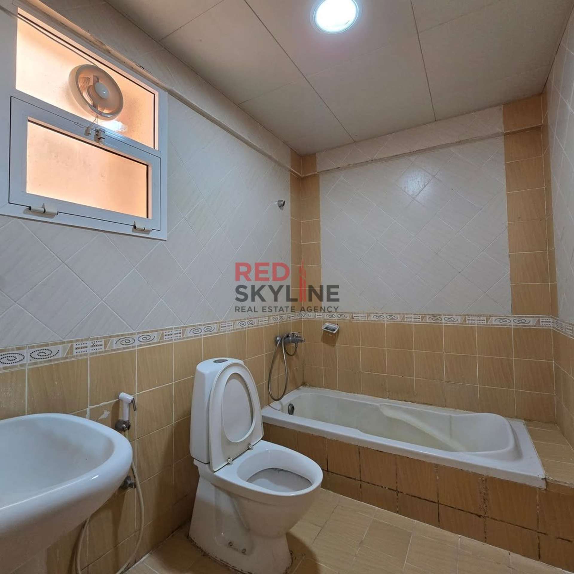 Apartment in Al Ghubrah - Thumbnail 5