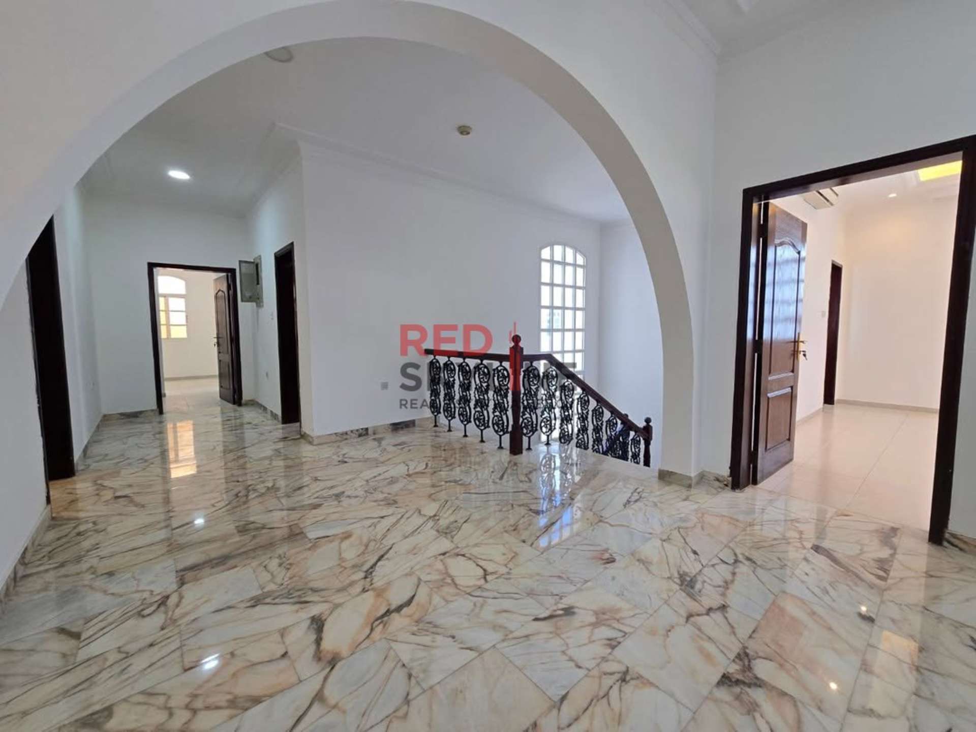 Villa in Athaiba - Thumbnail 10